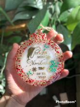 Load image into Gallery viewer, Traditional shaker ornaments