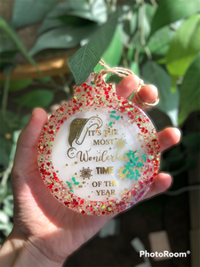 Traditional shaker ornaments