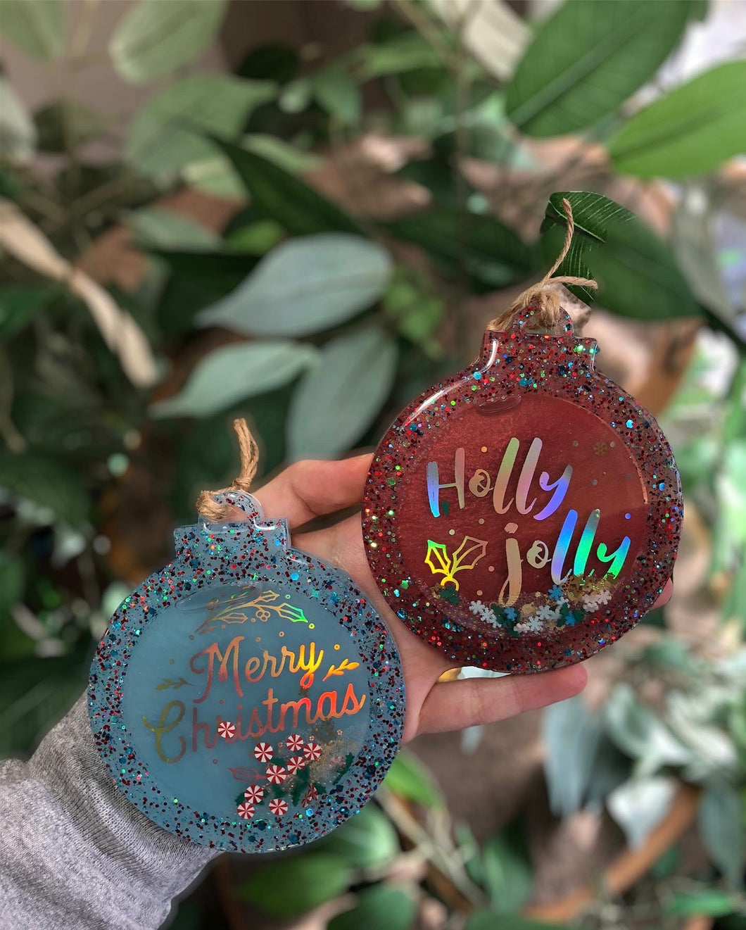 Traditional shaker ornaments