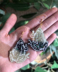 Spooky frog earrings