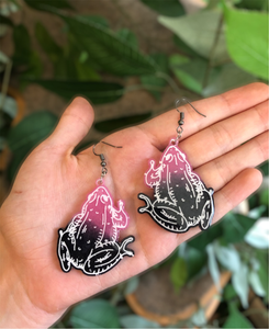 Spooky frog earrings